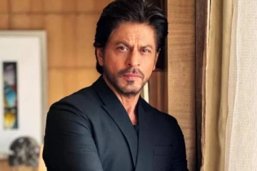 பாலிவுட் சினிமா நடிகர்களில் ராஜ வாழ்க்கை வாழும் நடிகர் ஷாருக்கானின் சொத்து மதிப்பு- எத்தனை கோடி தெரியுமா?