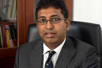 டொலர் பற்றாக்குறை; நாடு  திவாலாகும் அபாயம்!