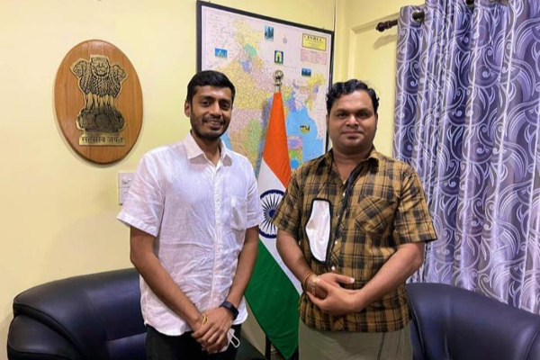 ரஜினியின் “அண்ணாத்த“ படத்தில் ஈழத்து கலைஞன்!!!  யார் அவர்? | Eelam Kp Kumaran Introduces In Rajini Annatha