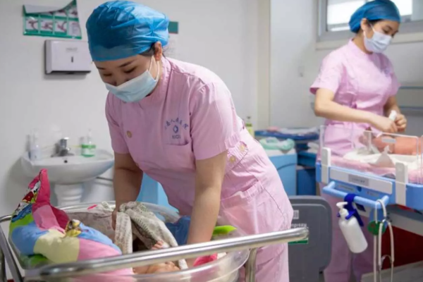 சீனாவில் குழந்தை பிறப்பை அதிகரிக்க அரசு புதிய யோசனை | China Government Has New Idea Increase Birth Rates