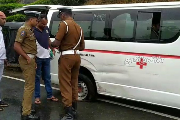 பொகவந்தலாவயில் நோயாளிகளை ஏற்றிச் சென்ற நோயாளர் காவு வண்டி விபத்து! | Ambulance Accident In Bogawantalawa