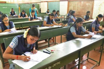 தமிழ்நாடு முழுவதும் இனி 11ஆம் வகுப்பு பொதுத்தேர்வு கிடையாது- கல்வி அமைச்சர்