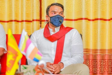 வெளிநாடுகளுடன்  நள்ளிரவில்  ஒப்பந்தங்களில் கையெழுத்திடுவது நல்லது;  நாமல் ராஜபக்ச