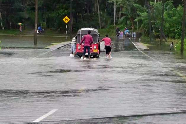 மக்களே அவதானம் - நாட்டின் சில பகுதிகளுக்கு வெள்ள அபாய எச்சரிக்கை | Severe Flood Warnings And Heavy Rain