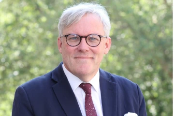 புதிய அரசாங்கத்துடனான அரசியல்தீர்வு குறித்து பிரித்தானியாவின் எதிர்பார்ப்பு