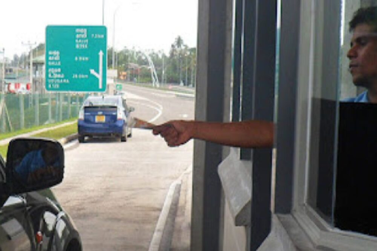 40 கோடி வருமானம் கொடுத்த அதிவேக நெடுஞ்சாலை! | Lanka Expressways Generates 40 Crore In Revenue