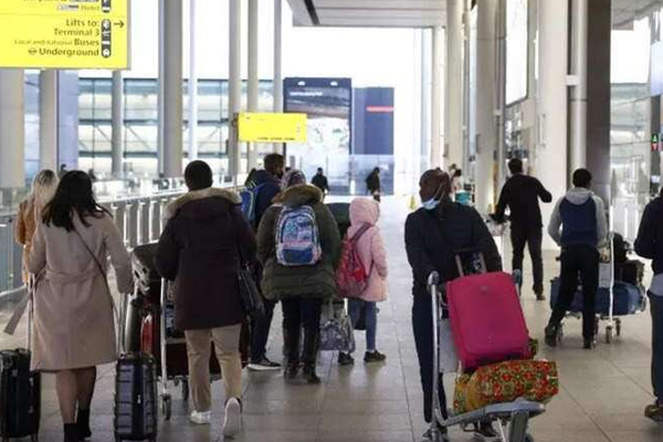 இலங்கைக்கான பயணக் கட்டுப்பாடுகளை தளர்த்திய நாடுகள் | Countries Eased Travel Restrictions To Sri Lanka