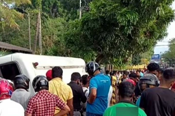 இன்று இடம்பெற்ற விபத்து; பாடசாலை மாணவர்கள் உட்பட 15 பேரின் நிலை