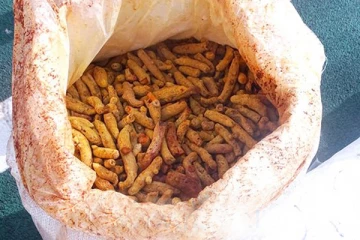 மீண்டும் தொடங்கிய கடத்தல் சம்பவம்! இலங்கைக்குள் நுழைந்த சட்டவிரோத கப்பல் - மீட்கப்பட்ட பெருந்தொகைப் பொருள்