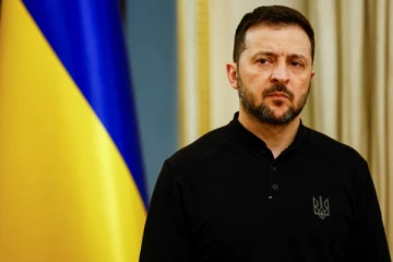 அமெரிக்காவுடன் பேச்சுவார்த்தை ; போரை முடிவுக்கு கொண்டுவர உக்ரைன் அதிபர் அறிவிப்பு