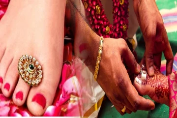 திருமணமான பெண்கள் ஒரு காலில் எத்தனை மெட்டி அணியலாம் தெரியுமா?