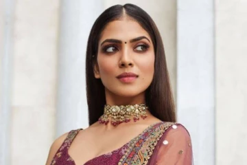 மகளிர் தினத்தை உற்சாகமாக கொண்டாடிய மாளவிகா மோகனன் - அதுவும் யாருடன் தெரியுமா?