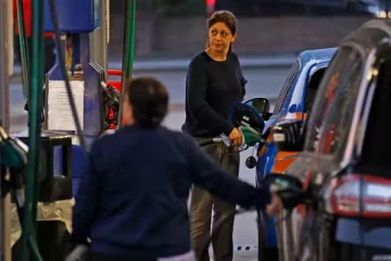 பிரான்ஸ் மக்களுக்கு மகிழ்ச்சியை ஏற்படுத்திய பிரதமர்!