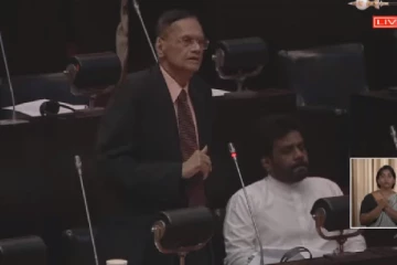 நாடாளுமன்றம் நிறைவேற்று அதிகாரத்தின் கைப்பாவையாக மாறியுள்ளது-ஜீ.எல்.பீரிஸ்