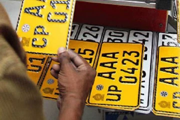 யாழில் மீளப் பொறிக்கப்படும் வாகன அடிச்சட்ட இலக்கங்கள்