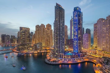 துபாய் போறீங்களா.. பயணிகளுக்கு ஹோட்டல் வசதி இலவசம் - எப்படி தெரியுமா?