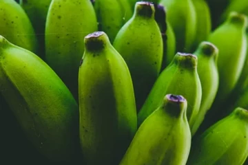 பச்சை வாழைப்பழத்தினை தினமும் சாப்பிட்டால் என்ன நடக்கும் தெரியுமா?