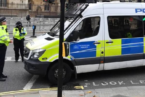 லண்டனில் சிக்கிய நபரால்... ஐரோப்பாவில் பெரும் அசம்பாவிதம் முறியடிப்பு | Britain Detains Alleged Hamas Mule லண்டனில் சிக்கிய நபரால்... ஐரோப்பாவில் பெரும் அசம்பாவிதம் முறியடிப்பு | Britain Detains Alleged Hamas Mule