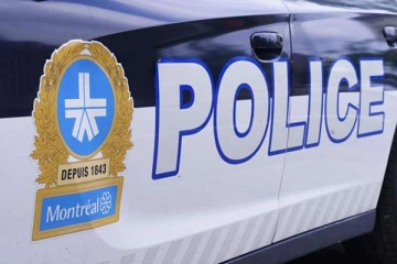 கனேடிய நகரம் ஒன்றில் வகுப்பறையில் வைத்து ஆசிரியரை கத்தியால் குத்திய மாணவன்