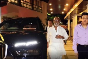 ஜெயிலர் சக்சஸ், பிரம்மாண்ட காரை ரஜினிக்கு பரிசளித்த சன் பிக்சர்ஸ்- வீடியோவுடன் இதோ