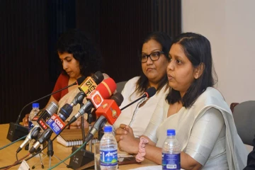 ஜனாதிபதியைக் கண்டால் பதுங்கும் எதிர்க்கட்சியினர்! லக்மாலி ஹேமச்சந்திர எம்.பியின் கிண்டல்