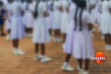 බිහිසුණු අනතුරක් - පාසල් සිසුවියක් ලොරි රථයේ හැපෙයි