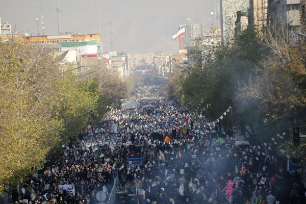 மத்திய கிழக்கில் அதிகரிக்கும் பதற்றம்.. இந்தியாவின் அதிரடி அறிவிப்பு | Indian Embassy Warns Indians In Iran To Leave மத்திய கிழக்கில் அதிகரிக்கும் பதற்றம்.. இந்தியாவின் அதிரடி அறிவிப்பு | Indian Embassy Warns Indians In Iran To Leave