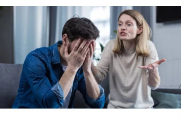 கணவர் வீட்டில் மனைவியின் தோழியை தங்க வைப்பது கொடுமை - நீதிமன்றம் அதிரடி உத்தரவு!