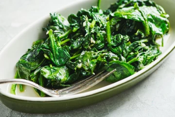 இரவு நேரங்களில் கட்டாயமாக இந்த உணவை சாப்பிடவே கூடாது! மீறி சாப்பிட்டால்.. ஓயாத தொல்லை தான்