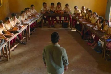 ”ப” வகுப்பறை; முதல்ல இதை செய்ங்க.. அரசை விளாசிய தமிழிசை!