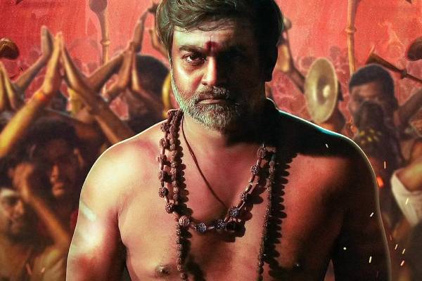 செல்வராகவனின் படத்தை பார்த்து காரி துப்பிய பிரபல நடிகரின் மகன்.. யார் தெரியுமா அது? | Dhanush Sons Disliked Selvaraghvan Movie