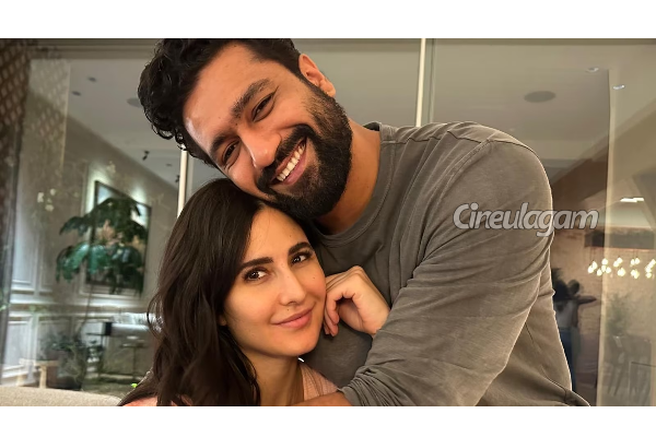 இன்று வைரலாகும் பிரபல நடிகரின் சிறுவயது போட்டோ, யார் இவர்?- ஆனால்? | Top Actor Childhood Photo Goes Viral இன்று வைரலாகும் பிரபல நடிகரின் சிறுவயது போட்டோ, யார் இவர்?- ஆனால்? | Top Actor Childhood Photo Goes Viral