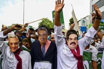 சொந்த நலனை விட்டு பொதுமக்களின் விருப்பத்துக்கு  தலைவணங்குங்கள்! - ஜனாதிபதியிடம் கோரும் ட்ரான்ஸ்பேரன்சி இன்டர்நேசனல்!