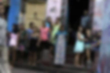 சுரங்கம் அமைத்து விபச்சாரம் - 7 பெண்கள் அதிரடி கைது