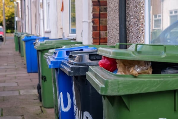 பிரித்தானியா வாழ் தமிழ் மக்களுக்கு முக்கிய தகவல் - நடைமுறைக்கு வரும் புதிய சட்டம் | New Law For Garbage In Uk Warning To Tamil People