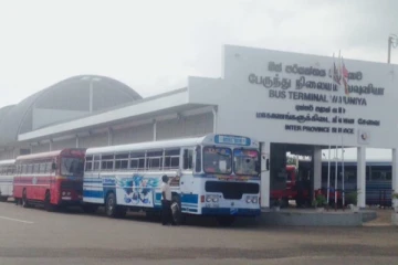 யாழ் நபர்களால் வவுனியா இளைஞனுக்கு காத்திருந்த அதிர்ச்சி; மூவர் கைது