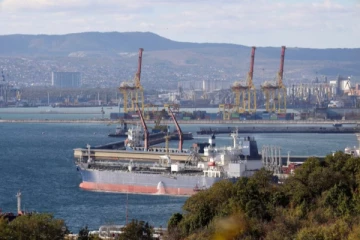 ரஷ்ய எண்ணெய் கப்பலை திருப்பி அனுப்பிய இந்தியா! பின்னணி காரணம் என்ன?