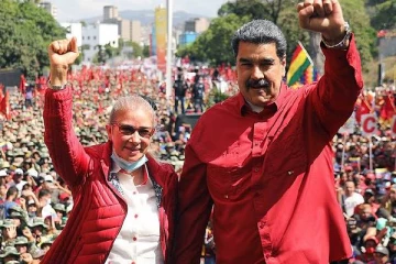 20 வருடங்கள் நீடித்த காதல்... பின்னர் ரகசிய திருமணம்: மதுரோ - சிலியா அரசியல் கதை