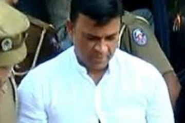 නිදහස ලැබූ රන්ජන් රාමනායක වැලිකඩින් එළියට එයි - විශාල ජනකායක් එක්රැස් වෙයි.. (LIVE)