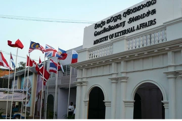 යුක්‍රේනයේ සිටි ශ්‍රී ලාංකිකයන් කිහිප දෙනෙකුට සිදු වූ දේ මෙන්න.. විදේශ අමාත්‍යංශයෙන් නිවේදනයක්