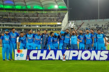 அவுஸ்திரேலியாவுக்கு எதிரான வெற்றியை உலக சாதனையாக மாற்றிய இந்தியா! பாகிஸ்தானின் சாதனையை உடைத்த ரோகித் சர்மாவின் அணி