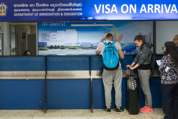 40 நாடுகளுக்கு விசா கட்டணத்தை நீக்கும் இலங்கை! | Sri Lanka To Waive Visa Fees For 40 Countries