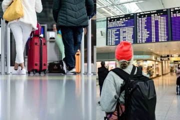 Schengen Visa... கட்டணம் தொடர்பில் வெளிவரும் புதிய தகவல்: ஐரோப்பிய ஆணைக்குழு ஒப்புதல்