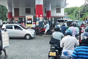 கடும்  இக்கட்டான கட்டத்தில் நாடு! இலங்கை பெட்ரோலிய கூட்டுத்தாபனம் எடுத்துள்ள அதிரடி முடிவு