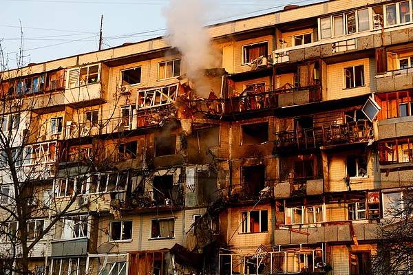 உக்ரைன் தலைநகரின் ஒவ்வொரு மாவட்டமாக குறிவைத்து நொறுக்கிய ரஷ்யா: பற்றியெரியும் நெருப்பு | Russia Attacks Every District Of Kyiv உக்ரைன் தலைநகரின் ஒவ்வொரு மாவட்டமாக குறிவைத்து நொறுக்கிய ரஷ்யா: பற்றியெரியும் நெருப்பு | Russia Attacks Every District Of Kyiv