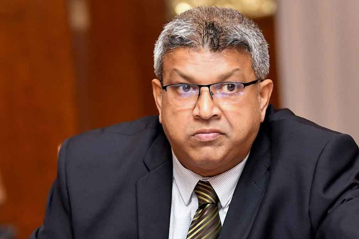 ராஜபக்சர்களை உள்ளடக்கிய கும்பலுக்கு எதிராக திரும்பிய ரணில் - மைத்திரி யோசனைகள் | Ideas Turned Against The Rajapaksa Gang ராஜபக்சர்களை உள்ளடக்கிய கும்பலுக்கு எதிராக திரும்பிய ரணில் - மைத்திரி யோசனைகள் | Ideas Turned Against The Rajapaksa Gang