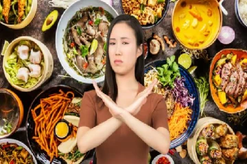 தினமும் காலை வெறும் வயிற்றில் இந்த உணவுகளை சாப்பிடக்கூடாதாம் ஏன் தெரியுமா?