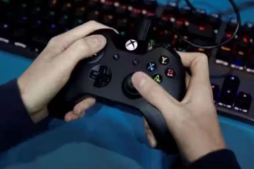 17 மணி நேரம் தூங்காமல் கேம் விளையாடிய சிறுவன்.. தந்தை கொடுத்த தண்டனை என்ன தெரியுமா?