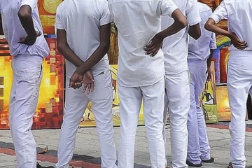 வலிகாம பாடசாலையொன்றில் மாணவர்கள் மீது ஆசிரியர்கள் துன்புறுத்தல்களை மேற்கொண்டுள்ளதாக முறைப்பாடு