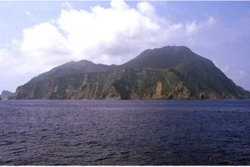 இரண்டு வாரங்களில் 1,000 நிலநடுக்கங்கள்... பயத்தில் உறைந்துபோயிருக்கும் நாடு